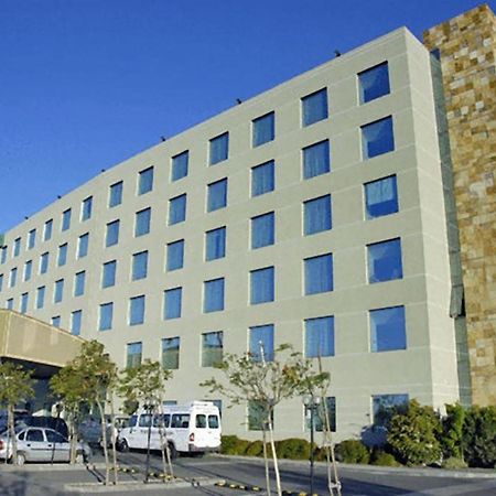 Hotel Diego De Almagro Aeropuerto Santiago Exterior photo