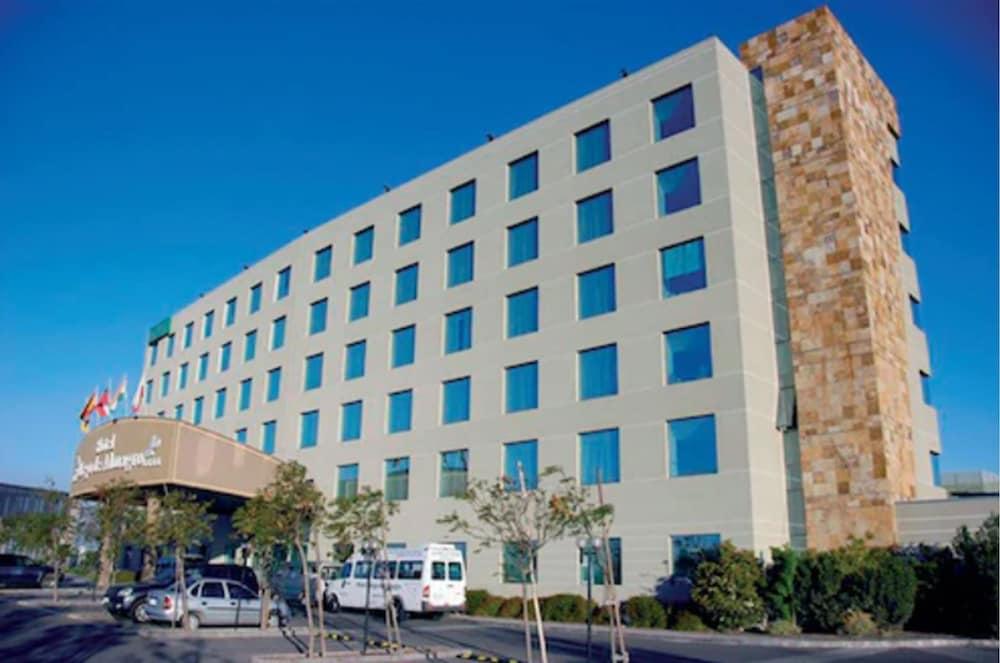 Hotel Diego De Almagro Aeropuerto Santiago Exterior photo