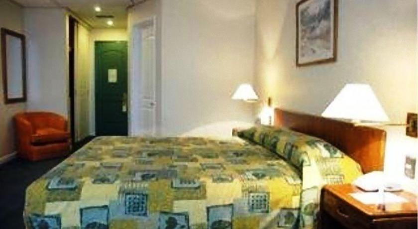Hotel Diego De Almagro Aeropuerto Santiago Room photo